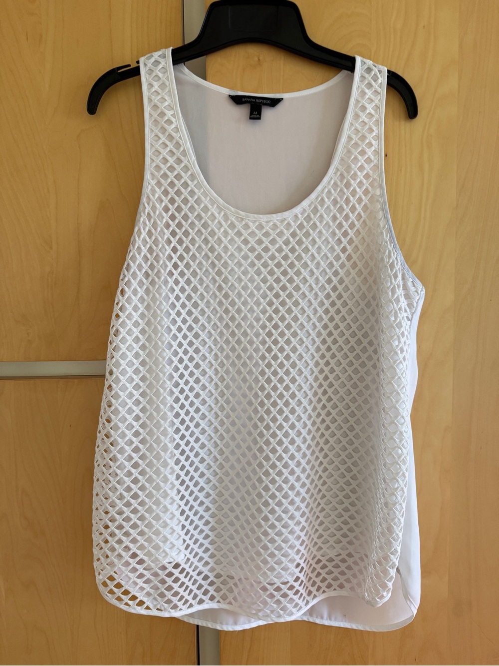 Banana Republic White Lattice Mesh Overlay Tank Top – Size M